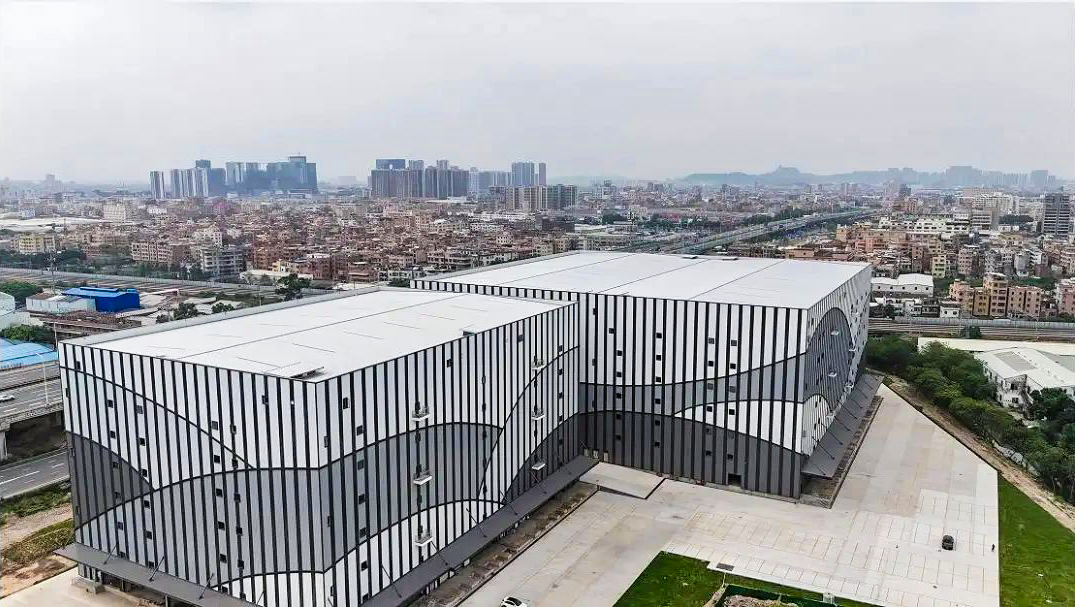 破紀錄！快意26臺電梯高效交付，賦能大灣區智慧倉儲項目